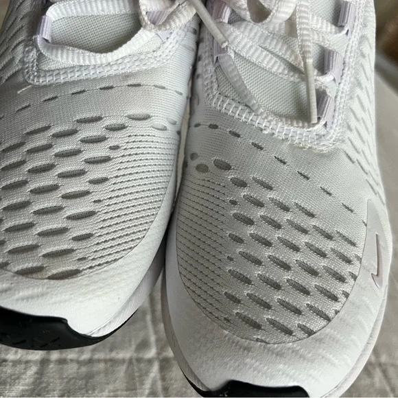 NIKE Air Max 270 youth 4.5 or women’s 6 white /black - Picture 5 of 16
